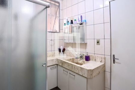 Casa à venda com 127m², 2 quartos e 1 vaga Casa à venda com 127m², 2 quartos e 1 vagaBanheiro