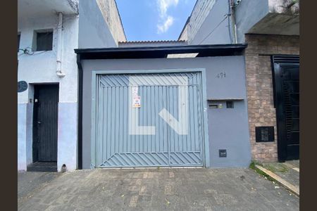 Casa à venda com 127m², 2 quartos e 1 vaga Casa à venda com 127m², 2 quartos e 1 vagaFachada