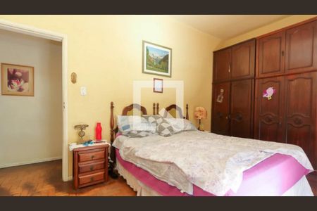 Casa à venda com 300m², 3 quartos e 4 vagas