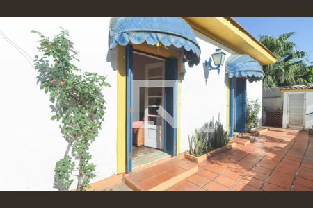 Casa à venda com 300m², 3 quartos e 4 vagas
