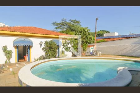 Casa à venda com 300m², 3 quartos e 4 vagas