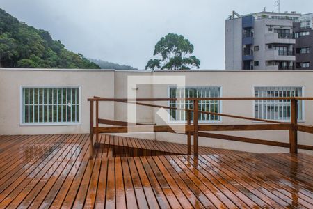Apartamento para alugar com 55m², 2 quartos e 1 vaga Apartamento para alugar com 55m², 2 quartos e 1 vagaÁrea comum - Piscina