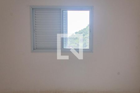 Quarto 1 de apartamento para alugar com 2 quartos, 52m² em Parque Enseada, Guarujá