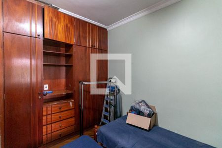 Casa à venda com 600m², 5 quartos e 4 vagas Casa à venda com 600m², 5 quartos e 4 vagasQuarto 2