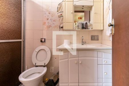 Casa à venda com 600m², 5 quartos e 4 vagas Casa à venda com 600m², 5 quartos e 4 vagasBanheiro da Suíte