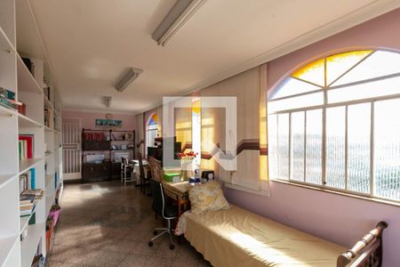 Casa à venda com 600m², 5 quartos e 4 vagas Casa à venda com 600m², 5 quartos e 4 vagasSala 3