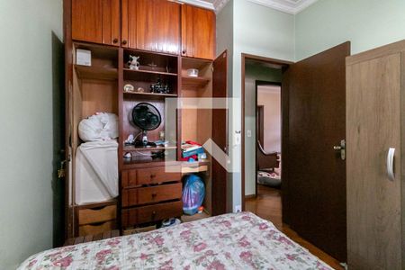 Casa à venda com 600m², 5 quartos e 4 vagas Casa à venda com 600m², 5 quartos e 4 vagasQuarto 3