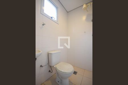 Apartamento à venda com 184m², 3 quartos e 3 vagas Apartamento à venda com 184m², 3 quartos e 3 vagasBanheiro de Serviço