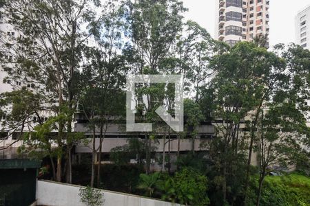 Apartamento à venda com 184m², 3 quartos e 3 vagas Apartamento à venda com 184m², 3 quartos e 3 vagasVista da suíte 2