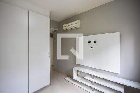 Apartamento à venda com 184m², 3 quartos e 3 vagas Apartamento à venda com 184m², 3 quartos e 3 vagasSuíte 2