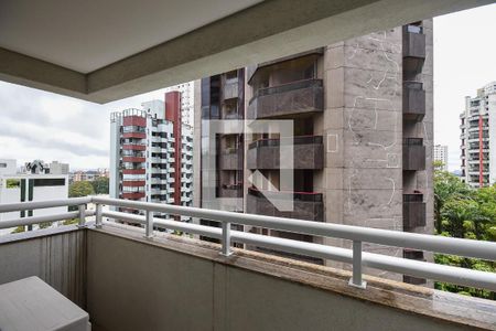 Apartamento à venda com 184m², 3 quartos e 3 vagas Apartamento à venda com 184m², 3 quartos e 3 vagasVaranda da suíte 3