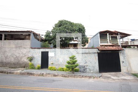 Casa à venda com 238m², 4 quartos e 11 vagasFachada