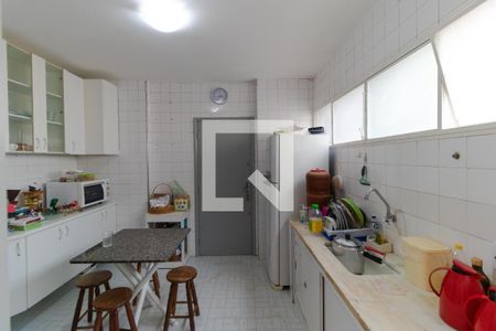 Apartamento à venda com 120m², 3 quartos e sem vagaCozinha
