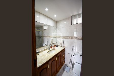 Apartamento à venda com 77m², 3 quartos e 1 vagaBanheiro 