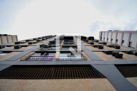 Apartamento à venda com 77m², 3 quartos e 1 vagaÁrea comum