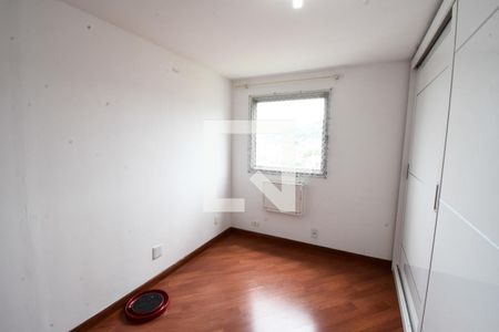 Apartamento à venda com 77m², 3 quartos e 1 vagaQuarto 2