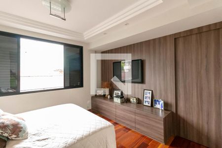 Casa à venda com 580m², 5 quartos e sem vaga Casa à venda com 580m², 5 quartos e sem vagaQuarto Suíte