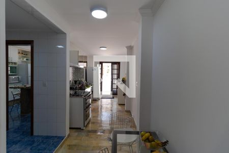 Casa à venda com 180m², 3 quartos e 5 vagasCozinha 02