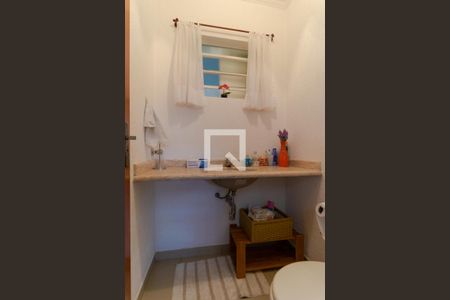 Casa à venda com 180m², 3 quartos e 5 vagasLavabo