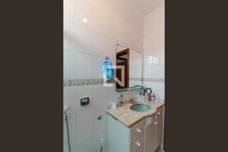 Casa à venda com 180m², 3 quartos e 5 vagasBanheiro 01