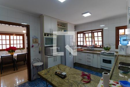 Casa à venda com 180m², 3 quartos e 5 vagasCozinha 01