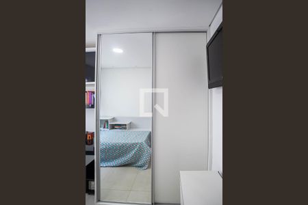 Quarto 1 de apartamento à venda com 3 quartos, 170m² em Santa Amélia, Belo Horizonte