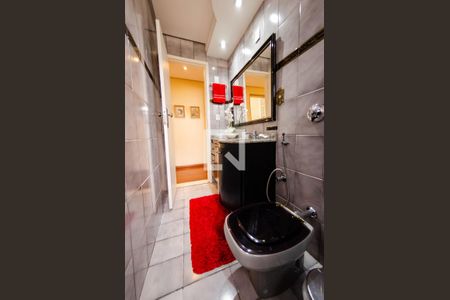 Apartamento à venda com 170m², 3 quartos e 2 vagas Apartamento à venda com 170m², 3 quartos e 2 vagasBanheiro