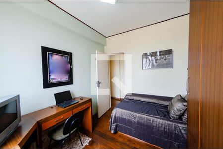 Apartamento à venda com 170m², 3 quartos e 2 vagas Apartamento à venda com 170m², 3 quartos e 2 vagasQuarto 2