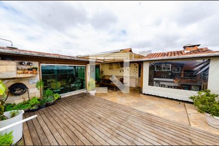 Apartamento à venda com 170m², 3 quartos e 2 vagas Apartamento à venda com 170m², 3 quartos e 2 vagasCobertura