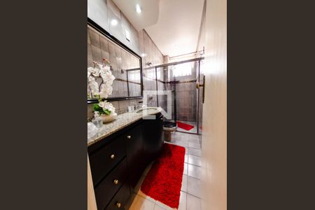 Apartamento à venda com 170m², 3 quartos e 2 vagas Apartamento à venda com 170m², 3 quartos e 2 vagasBanheiro