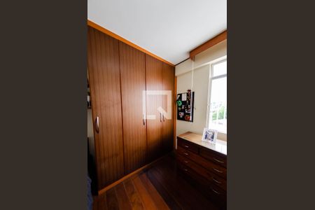 Apartamento à venda com 170m², 3 quartos e 2 vagas Apartamento à venda com 170m², 3 quartos e 2 vagasQuarto 2