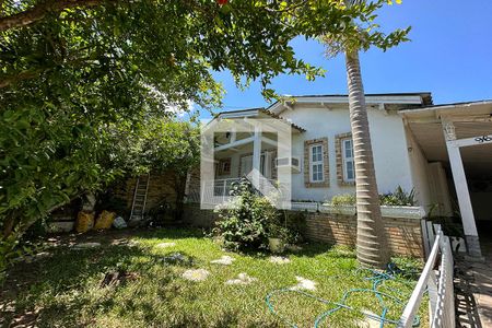 Casa à venda com 140m², 3 quartos e 2 vagasÁrea Externa