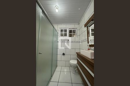 Casa à venda com 140m², 3 quartos e 2 vagasBanheiro da Suíte