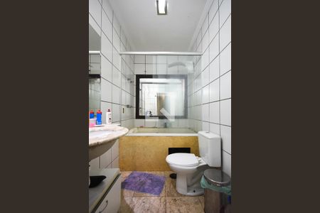 Apartamento à venda com 76m², 1 quarto e 2 vagas Apartamento à venda com 76m², 1 quarto e 2 vagasBanheiro suíte