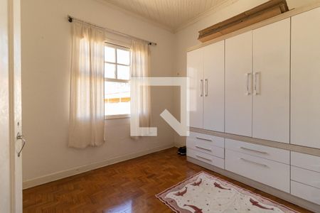 Casa à venda com 300m², 5 quartos e 5 vagas Casa à venda com 300m², 5 quartos e 5 vagasQuarto 2 da Casa 2