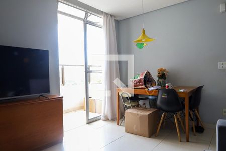 Sala de apartamento para alugar com 3 quartos, 70m² em Buritis, Belo Horizonte