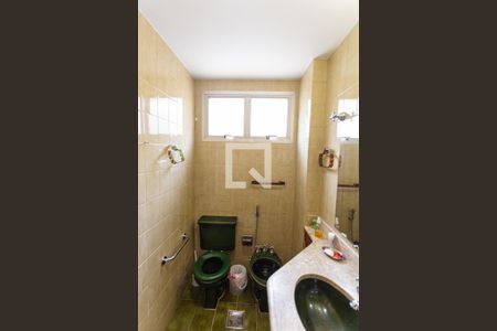 Apartamento para alugar com 307m², 4 quartos e 2 vagas Apartamento para alugar com 307m², 4 quartos e 2 vagasBanheiro da Suíte 2