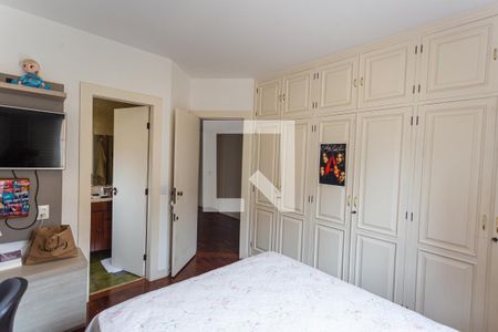 Apartamento para alugar com 307m², 4 quartos e 2 vagas Apartamento para alugar com 307m², 4 quartos e 2 vagasSuíte 2