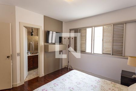 Apartamento para alugar com 307m², 4 quartos e 2 vagas Apartamento para alugar com 307m², 4 quartos e 2 vagasSuíte 1