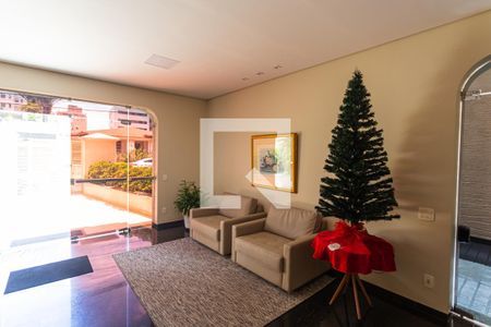 Apartamento para alugar com 307m², 4 quartos e 2 vagas Apartamento para alugar com 307m², 4 quartos e 2 vagasHall de Entrada