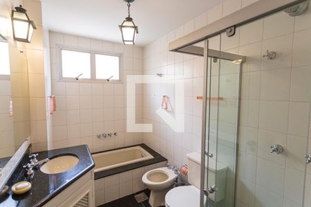 Apartamento para alugar com 307m², 4 quartos e 2 vagas Apartamento para alugar com 307m², 4 quartos e 2 vagasBanheiro Social