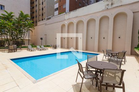 Apartamento para alugar com 307m², 4 quartos e 2 vagas Apartamento para alugar com 307m², 4 quartos e 2 vagasÁrea de Piscina