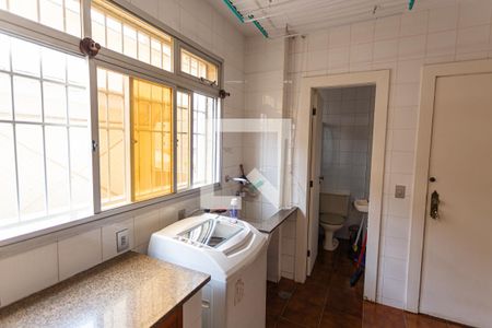 Apartamento para alugar com 307m², 4 quartos e 2 vagas Apartamento para alugar com 307m², 4 quartos e 2 vagasÁrea de Serviço