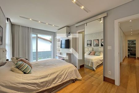 Casa à venda com 600m², 4 quartos e 4 vagasSuíte 2