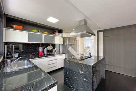 Casa à venda com 600m², 4 quartos e 4 vagasCozinha