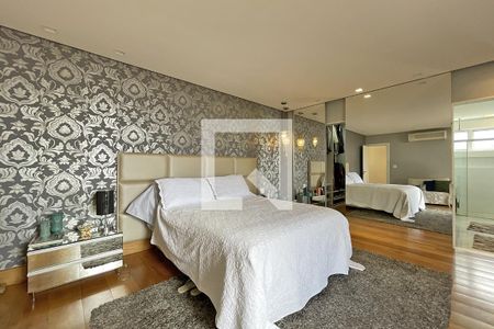 Casa à venda com 600m², 4 quartos e 4 vagasSuíte Master