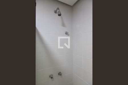 Casa à venda com 220m², 4 quartos e 3 vagas Casa à venda com 220m², 4 quartos e 3 vagasBanheiro da suíte 2