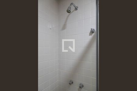 Casa à venda com 220m², 4 quartos e 3 vagas Casa à venda com 220m², 4 quartos e 3 vagasBanheiro da suíte 1