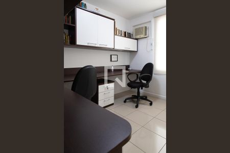 Casa à venda com 220m², 4 quartos e 3 vagas Casa à venda com 220m², 4 quartos e 3 vagasQuarto 2