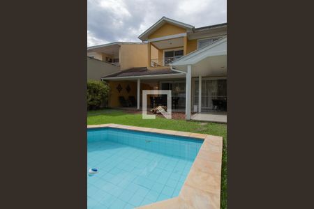 Casa à venda com 220m², 4 quartos e 3 vagas Casa à venda com 220m², 4 quartos e 3 vagasFachada interna